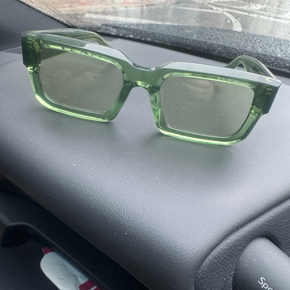 Green Rectangular Sunglasses - image 3